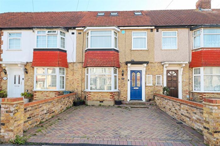 4 Bedroom Terraced House To Rent In Berkeley Road, Hillingdon, UB10
