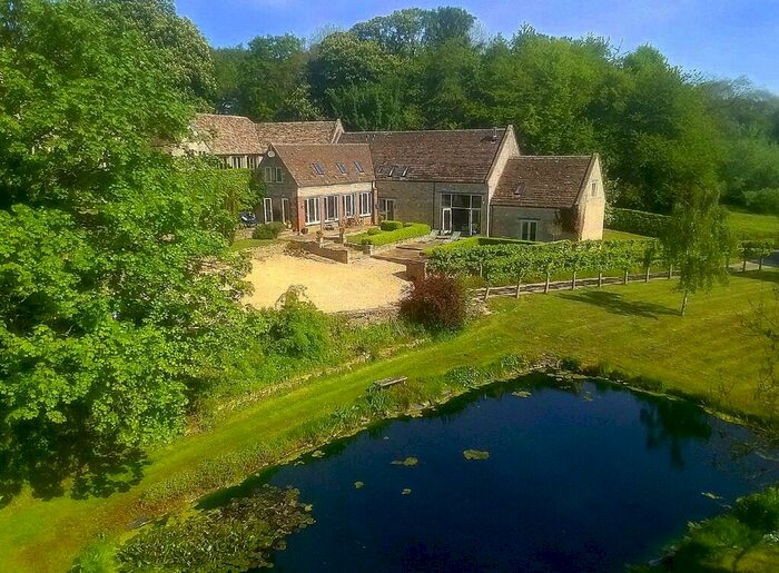 5 Bedroom Barn Conversion To Rent In Lower Easton Piercy, Kington St. Michael, SN14