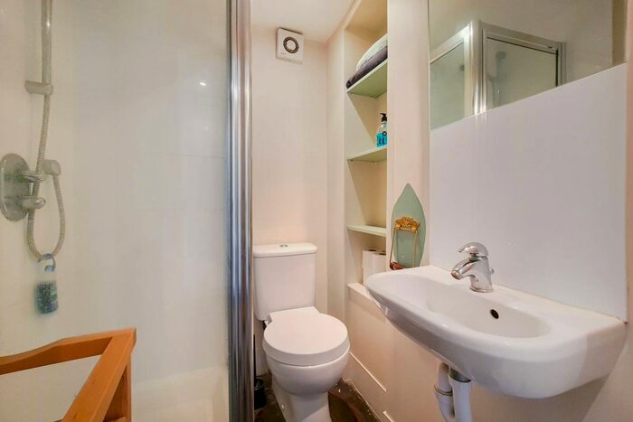 Studio To Rent In Ladbroke Grove, Notting Hill, London, W11