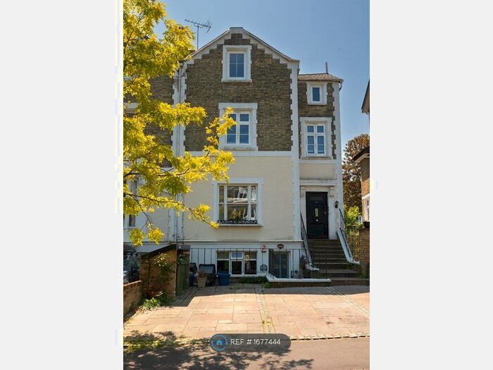 1 Bedroom Flat To Rent In Park Road, Richmond, TW10