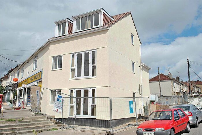 1 Bedroom Flat To Rent In New Cheltenham Road, Kingswood, Bristol, BS15