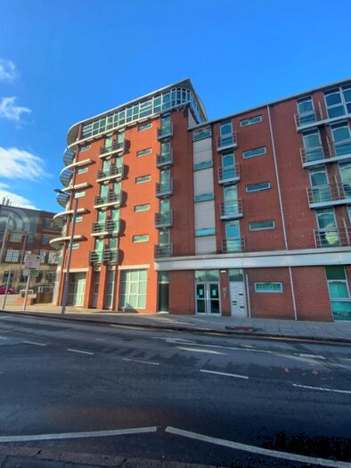 3 Bedroom Apartment To Rent In Apartment, Bloomsbury Court, Beck Street, Nottingham, NG1