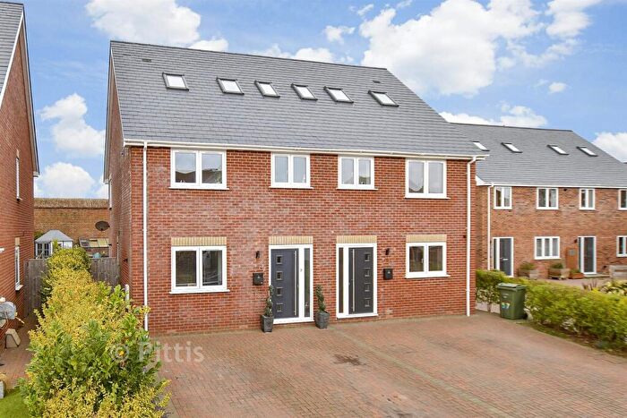 4 Bedroom Semi Detached House For Sale In Hurst Point View, Totland, Isle Of Wight, PO39