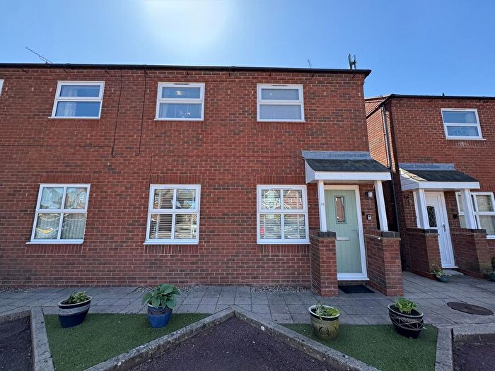 2 Bedroom Flat For Sale In Bakery Close, Cosby, Leicester, LE9