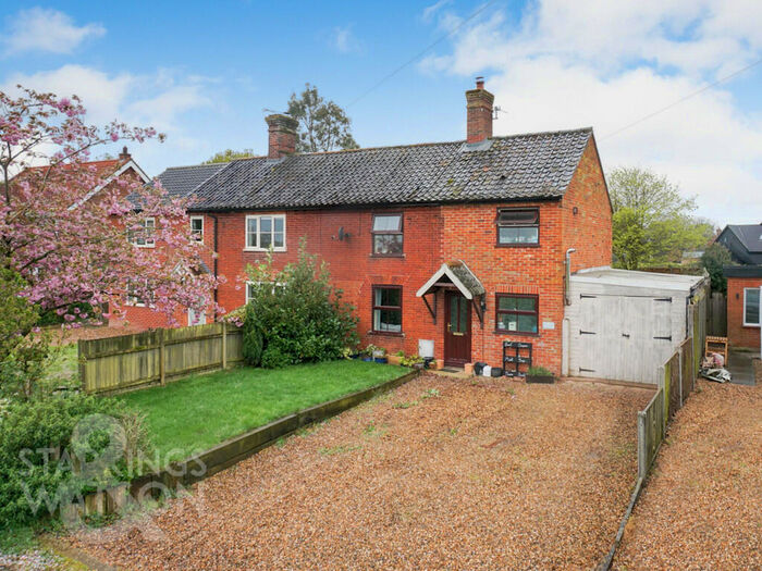 3 Bedroom Cottage For Sale In Chapel Hill, Woodton, Bungay, NR35