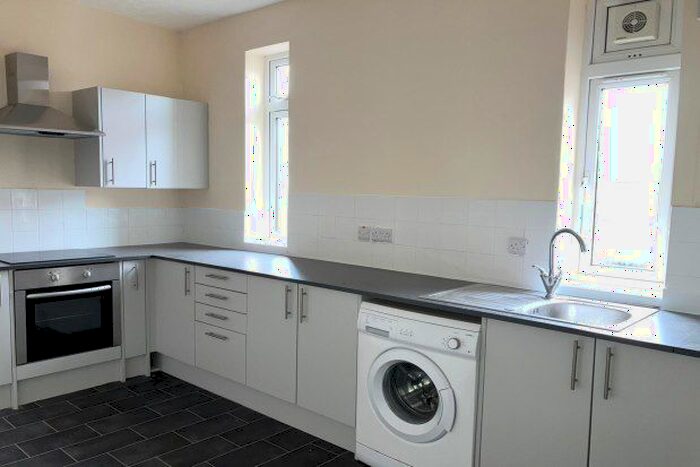 2 Bedroom Flat To Rent In Titchfield Street, Kilmarnock, KA1