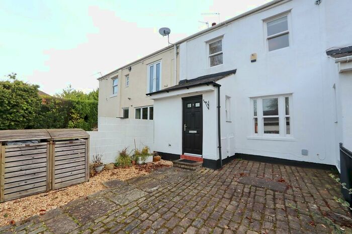 2 Bedroom Cottage To Rent In Stand Lane, Radcliffe, M26