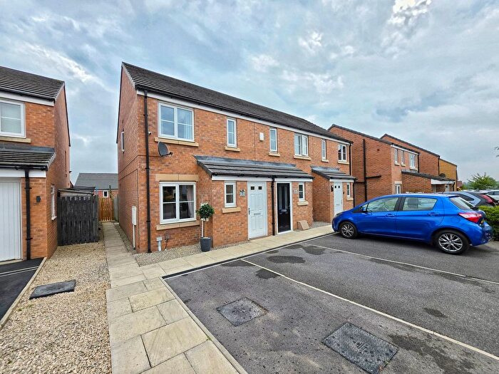 2 Bedroom Town House For Sale In Hawk Street, Barnsley, S75