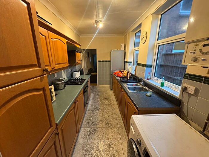 1 Bedroom House To Rent In Fashoda Road, Selly Park, West Midlands, B29