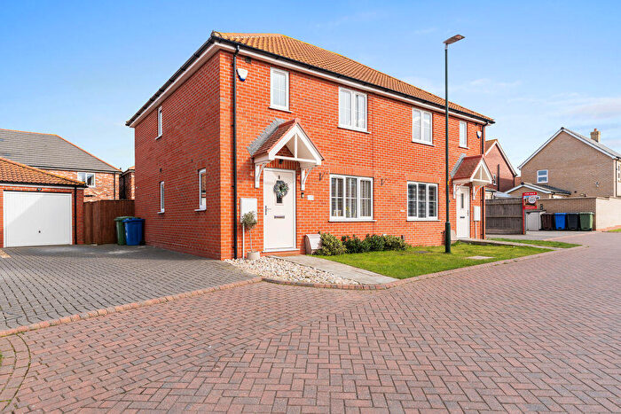 3 Bedroom Semi Detached House For Sale In Stavanger Close, New Waltham, DN36