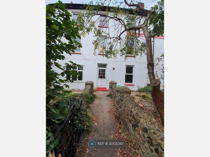 3 Bedroom Flat To Rent In Cherry Trees, Clacton-On-Sea, CO15