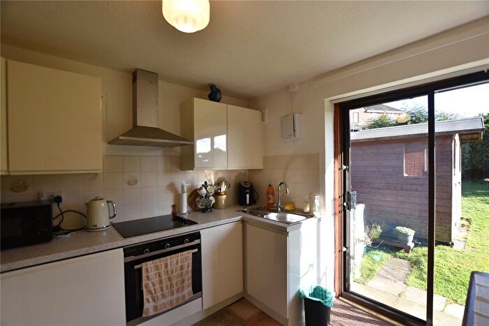 2 Bedroom Bungalow For Sale In Cumberland Drive, Royton, Oldham, Greater Manchester, OL2