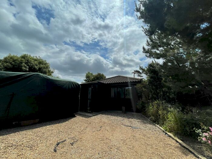 1 Bedroom Bungalow To Rent In Tower Lane, Sidestrand, Cromer, NR27