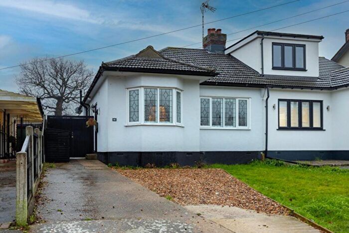 3 Bedroom Semi-Detached Bungalow For Sale In Vardon Drive, Leigh-On-Sea, SS9