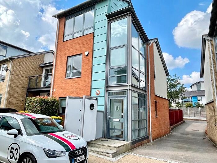3 Bedroom Link Detached House To Rent In Ramblers Lane, Newhall, Harlow, CM17