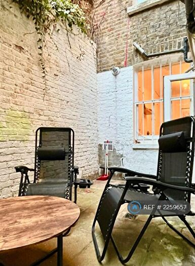 2 Bedroom Flat To Rent In Edith Grove, London, SW10