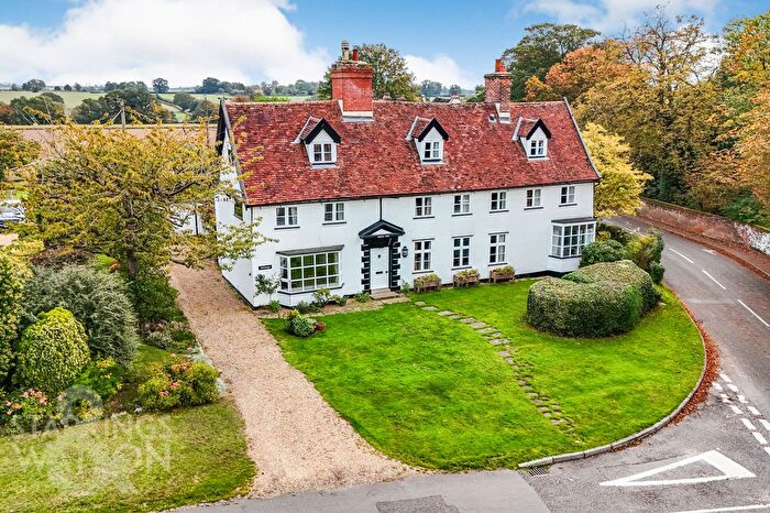 4 Bedroom Semi-Detached House For Sale In The Green, Pulham Market, Diss, IP21