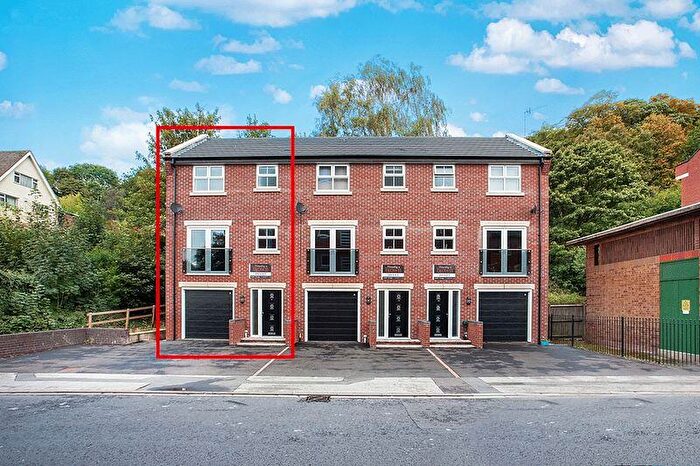 2 Bedroom Terraced House To Rent In Mill Green, Congleton, CW12