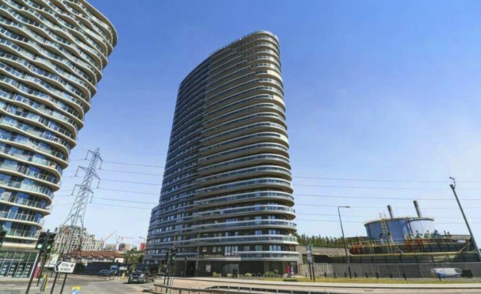 2 Bedroom Flat To Rent In Western Gateway, London, E16