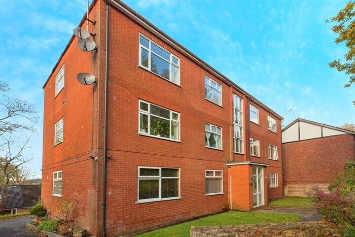 2 Bedroom Apartment To Rent In Lowther Close, Prestwich, Manchester, M25