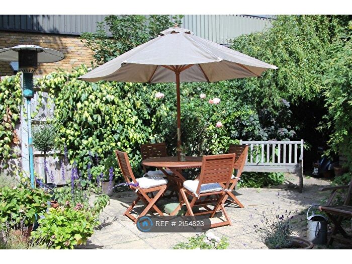 2 Bedroom Flat To Rent In Kildoran Road, London, SW2