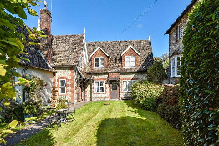 2 Bedroom End Of Terrace House To Rent In Pook Lane, East Lavant, PO18