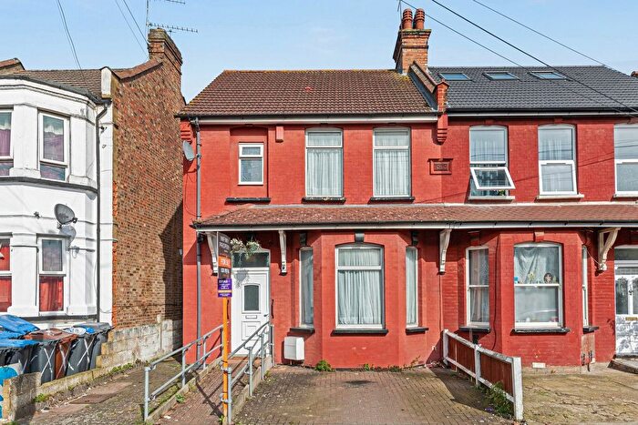 3 Bedroom Semi Detached House For Sale In London Road, Wembley, HA9