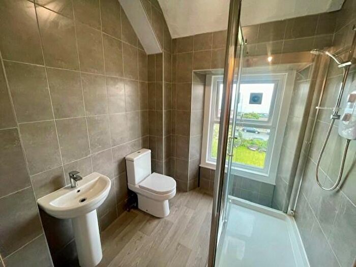 1 Bedroom Flat To Rent In Yenton, Llanfairfechan, LL33
