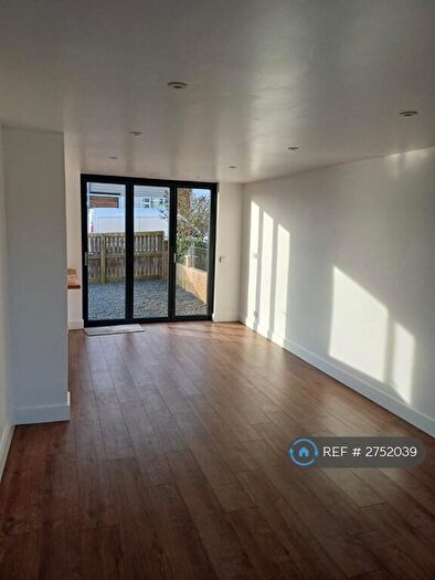 3 Bedroom Semi Detached House To Rent In Lambourne Close, Houghton Le Spring, DH4