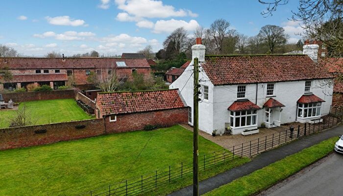 5 Bedroom Detached House For Sale In Front Street, Wold Newton, YO25