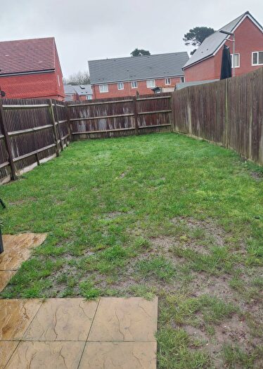 3 Bedroom Semi Detached House To Rent In Le Marechal Avenue, Bursledon, SO31