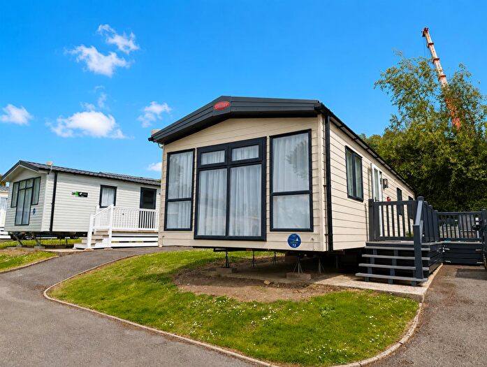 2 Bedroom Park Home For Sale In Golden Cup, Waterside, DT3
