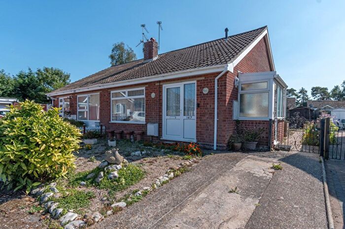 2 Bedroom Semi-Detached Bungalow For Sale In North Park, Fakenham, NR21