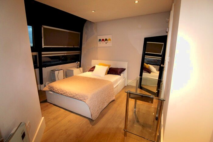 Studio To Rent In B Lithos Road, Hampstead, NW3