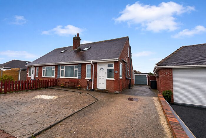 3 Bedroom Bungalow For Sale In Lanark Avenue, Bispham, FY2