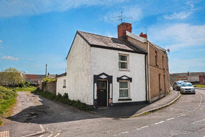 2 Bedroom End Of Terrace House For Sale In Glanmor Road, Llanelli, Dyfed, SA15