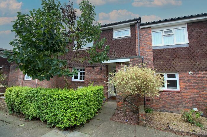 3 Bedroom Terraced House To Rent In Gunning Close, Crawley, RH11