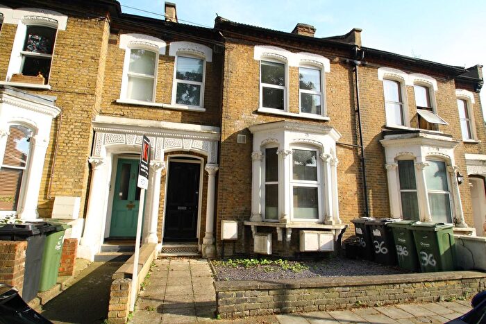 1 Bedroom Flat To Rent In Mervan Road, Brixton, SW2