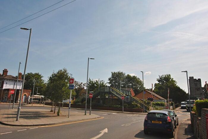 1 Bedroom Flat To Rent In High Street, Snodland, ME6