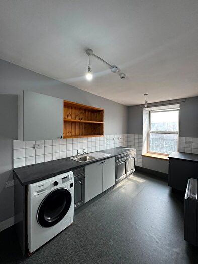 1 Bedroom Flat To Rent In Church Street, Blaenau Ffestiniog, LL41