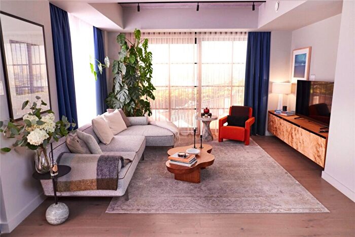 1 Bedroom Apartment For Sale In The Founding, Canada Water, London, SE16