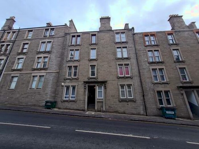 1 Bedroom Flat To Rent In Provost Road, Dundee, DD3