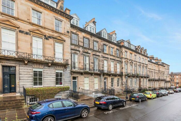 2 Bedroom Flat To Rent In Eton Terrace, New Town, Edinburgh, EH4