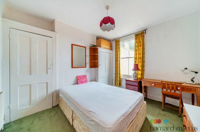 4 Bedroom Property To Rent In Ferndale Road, London, SW4