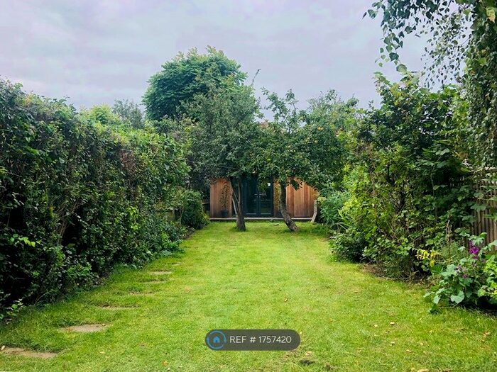 4 Bedroom Terraced House To Rent In Gamlen Road, London, SW15