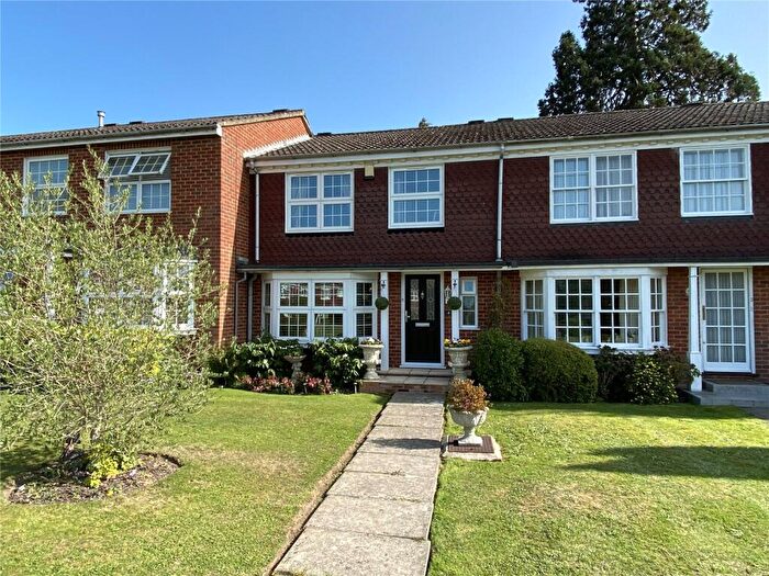 3 Bedroom House For Sale In Wellington Court, Spencers Wood, Reading, Berkshire, RG7