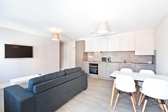 2 Bedroom Private Halls To Rent In Apartment, Lynthorpe House, Sheffield, S1