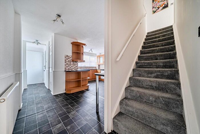 3 Bedroom Terraced House For Sale In Fulmer Walk, Waterlooville, PO8