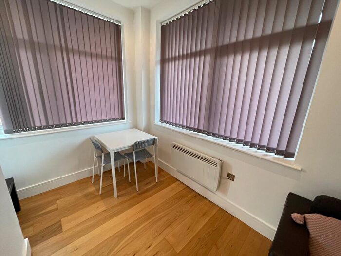 1 Bedroom Flat To Rent In The Landmark, Luton, LU1