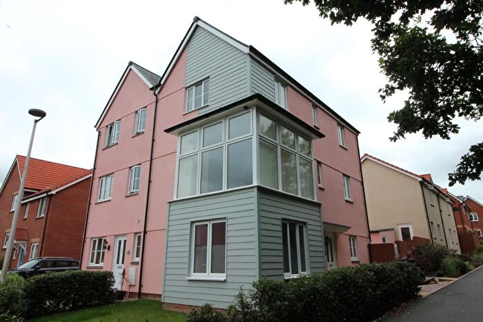 4 Bedroom Semi Detached House To Rent In Meadow Lane, Cranbrook, EX5